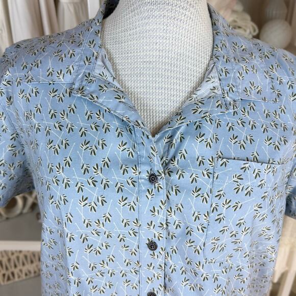 Noble Outfitters Plus size XXL, 2X blue button up top, blouse, shirt casual 4163 - Picture 6 of 11